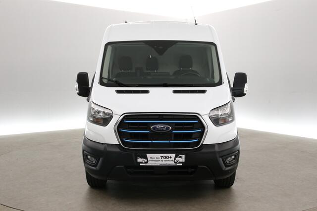 Ford E-Transit L2H2 68 kWh | Snelladen | SOH 94% | 360° Camera | Clima | 3 Zits | Cruise | Carplay | Parkeersens.