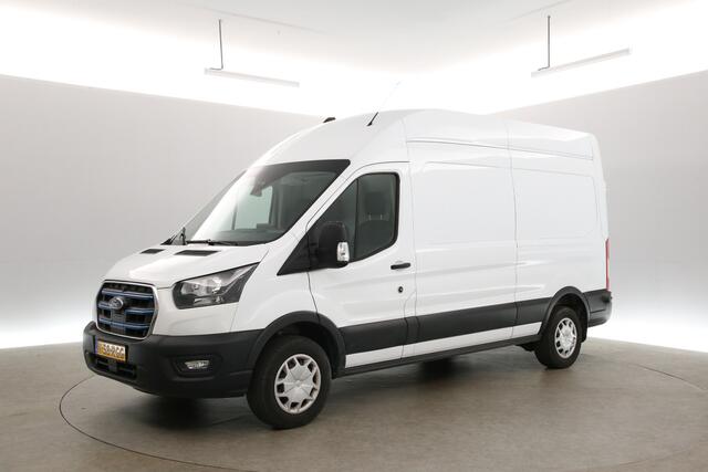 Ford E-Transit L3H3 68 kWh | Snelladen | SOH 96% | Clima | Camera | 3 Zits | Carplay | Cruise | Navi | Parkeersens.