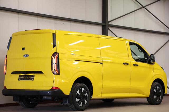 Ford E-Transit 340 L2H1 LANG Limited 71 kWh CAMERA LED – foto 2