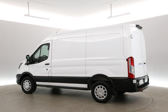 Ford E-Transit L2H2 68 kWh | Snelladen | SOH 96% | Clima | 360° Camera | 3 Zits | Cruise | Carplay | Navi