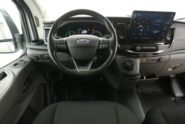 Ford E-Transit L3H2 68 kWh 184PK | Snelladen | SOH 94% | 360° Camera | Clima | Carplay | 3 Zits | Navi | Parkeersens. – foto 2