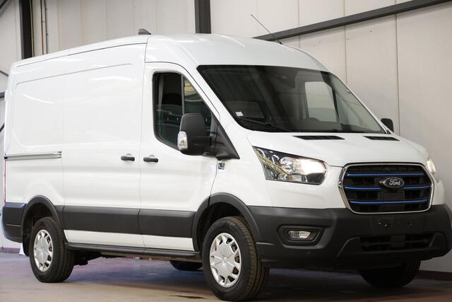 Ford E-Transit 350 L2H2 Trend 68 kWh CARPLAY CAMERA – foto 3