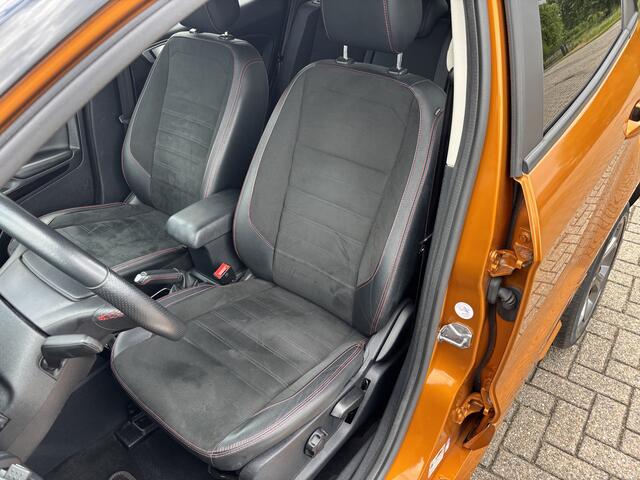 Ford ECOSPORT 1.0 EcoBoost ST-Line Black [ fm navi,camera,ecc,lmv,pdc ]