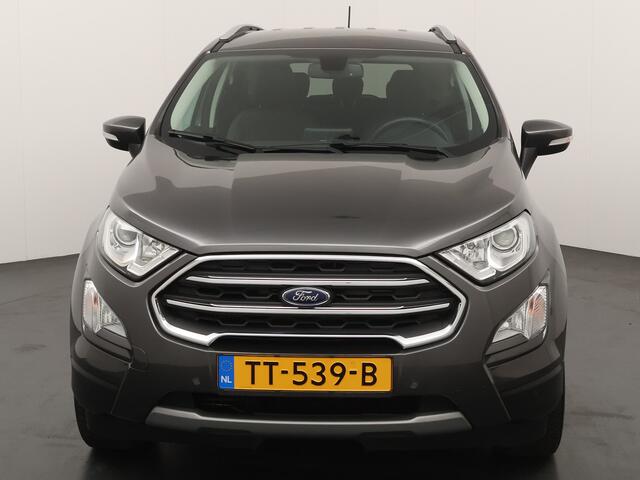 Ford ECOSPORT 125pk EcoBoost Titanium Trekhaak | Camera | 17" | Dode hoek bew. | Climate control | Cruise control | Apple Carplay