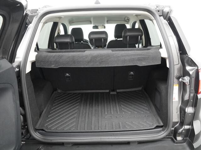 Ford ECOSPORT 125pk EcoBoost Titanium Trekhaak | Camera | 17" | Dode hoek bew. | Climate control | Cruise control | Apple Carplay