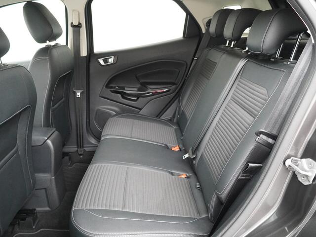 Ford ECOSPORT 125pk EcoBoost Titanium Trekhaak | Camera | 17" | Dode hoek bew. | Climate control | Cruise control | Apple Carplay