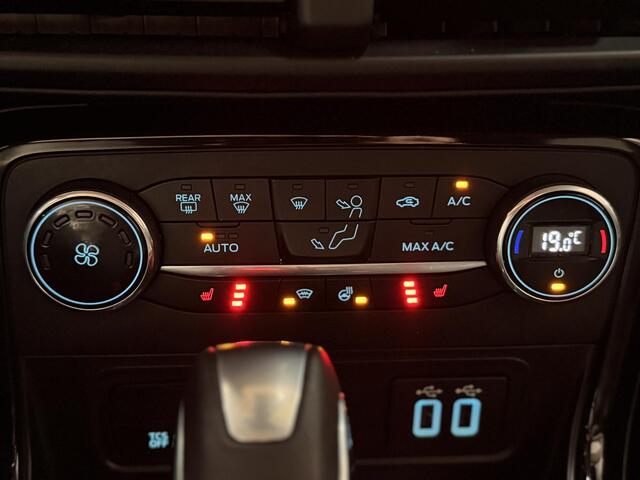 Ford ECOSPORT 1.0 EcoBoost Titanium Automaat Leer Camera Winter Parking pack Dodehoek detectie