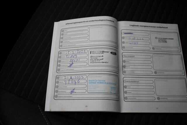 Ford ECOSPORT 1.0 EcoBoost Titanium - Carplay, Half Leer, Stuur/stuur verwarm.