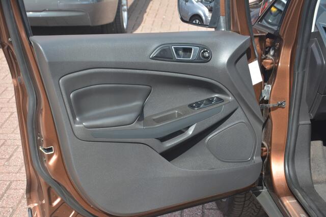 Ford ECOSPORT 1.0 EcoBoost Titanium | Navigatie | Camera | Cruise-control | Stoelverwarming | NL auto!! |