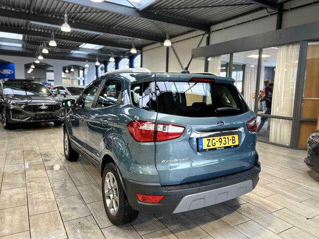 Ford ECOSPORT EcoBoost 125pk Titanium | Trekhaak | Camera | Cruise control | Dodehoek detectie | 1/2 Leer |