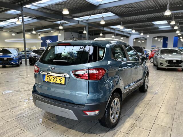 Ford ECOSPORT EcoBoost 125pk Titanium | Trekhaak | Camera | Cruise control | Dodehoek detectie | 1/2 Leer |