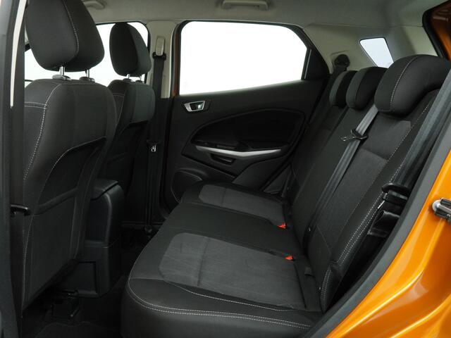 Ford ECOSPORT EcoBoost 125 pk Trend Ultimate | 100% dealer onderh. | Camera | Navi | Cruise | 4 seiz. banden |