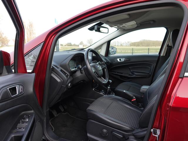 Ford ECOSPORT 1.0 EcoBoost 125PK Titanium TREKH. | H-LEER | WINTER PACK | NAVI | CAMERA + PDC