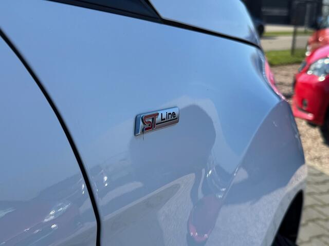 Ford ECOSPORT 1.0 EcoBoost 140pk ST-Line | B&O Audio | Xenon | Trekhaak | Stoel/Stuurverw.