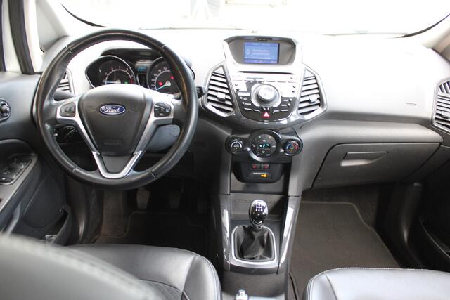 Ford ECOSPORT 1.0 EcoBoost Titanium Trekhaak Stoelverwarming Dealer Onderhouden