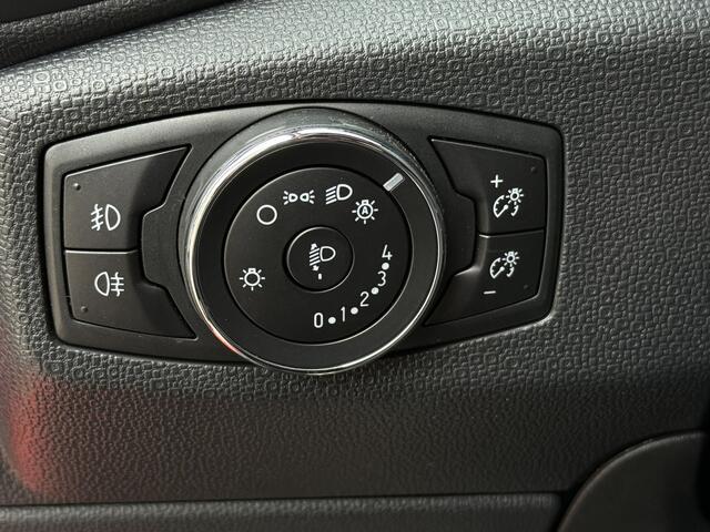 Ford ECOSPORT 1.0 EcoBoost ST-Line 140pk! met 33.164km!! | Stoel/Stuurverwarming | PDC V+A | Navi | Cruise | Clima | Keyless | Dodehoekdetectie | RIJKLAARPRIJS INCL 12 MAANDEN GARANTIE EN BEURT