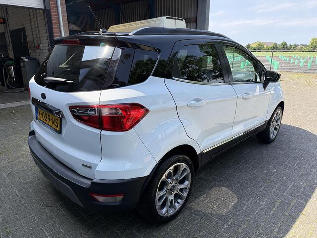 Ford ECOSPORT 1.0 EcoBoost ST-Line Xenon Stoel / Stuurverwarming Camera Navigatie