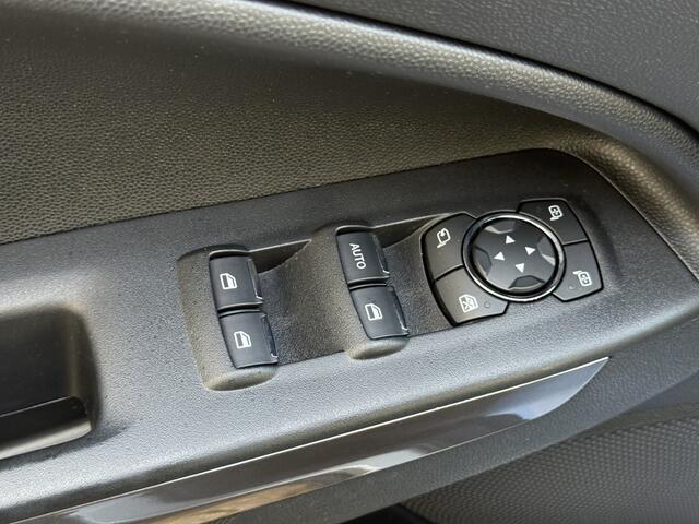 Ford ECOSPORT 1.0 EcoBoost Automaat
