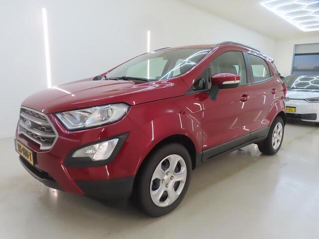 Ford ECOSPORT 125pk Ultimate Navigatie Trekhaak Parkeersensoren All season banden Dealeronderhouden