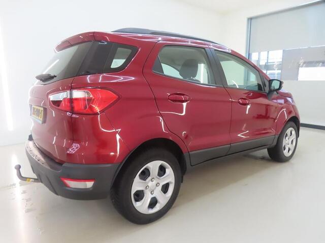 Ford ECOSPORT 125pk Ultimate Navigatie Trekhaak Parkeersensoren All season banden Dealeronderhouden