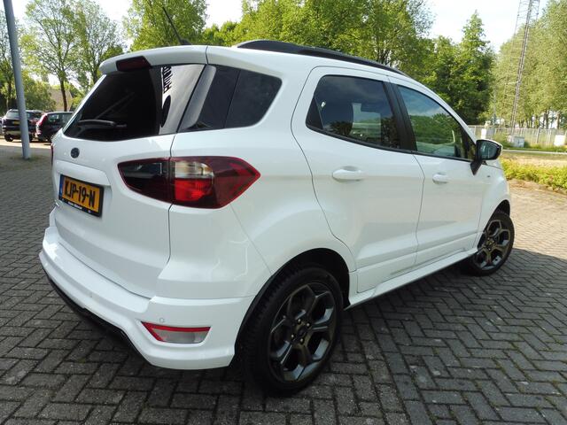 Ford ECOSPORT 125pk ST-Line Ecc CrC 17i Navi Pdc v+a Nwe.distributie in nieuwstaat