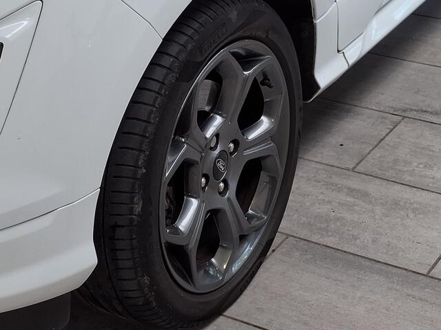 Ford ECOSPORT EcoBoost 125 pk ST-Line | Winter Pack | Clima | Cruise | Pr. glass | Apple Carplay | 100% dealer onderh.