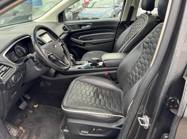 Ford EDGE 2.0 TDCI Vignale / Trekhaak / Panoramadak / Camera / Leder / 20'' / Keyless / Apple CarPlay / DAB / Stoelverwarming / Stuurverwarming / Cruise Control