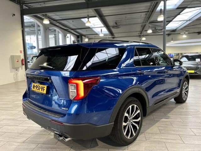 Ford EXPLORER 3.0 V6 EcoBoost PHEV 457pk ST-Line | Trekhaak | 1e eig. | Pano | 2500 kg trekgew. | 100% dealer onderh. | 7 zitter | 360° Camera