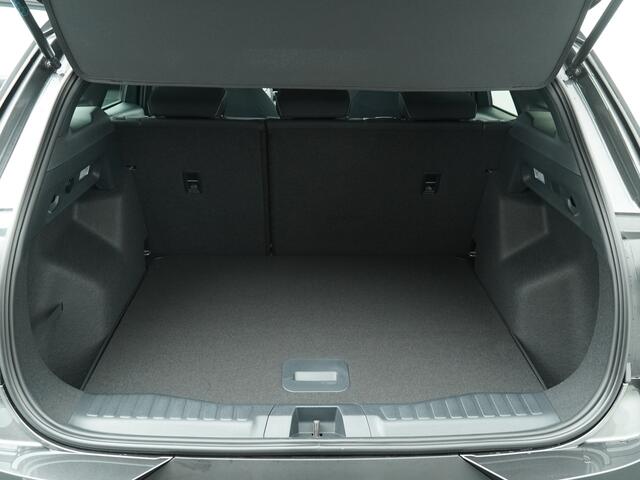 Ford EXPLORER Select Ext. Range RWD 77 kWh | B&O |