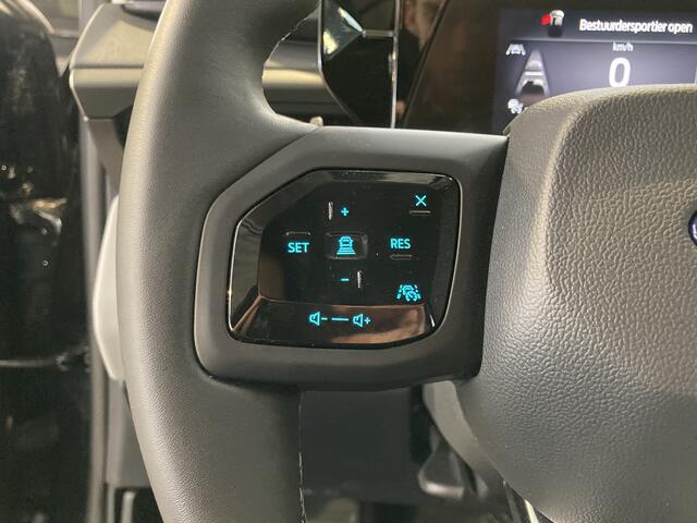 Ford EXPLORER Extended Range RWD 286 pk 77 kWh | Elek. Trekhaak | Warmtepomp | Adaptieve cruise | Stoel- stuur verwarm. | HUD | Elek. Klep | Elek. stoelen