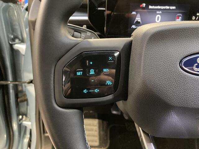 Ford EXPLORER Extended Range RWD 286 pk 77 kWh | Elek. Trekhaak | Warmtepomp | Adaptieve cruise | Stoel- stuur verwarm. | HUD | Elek. Klep | Elek. stoelen