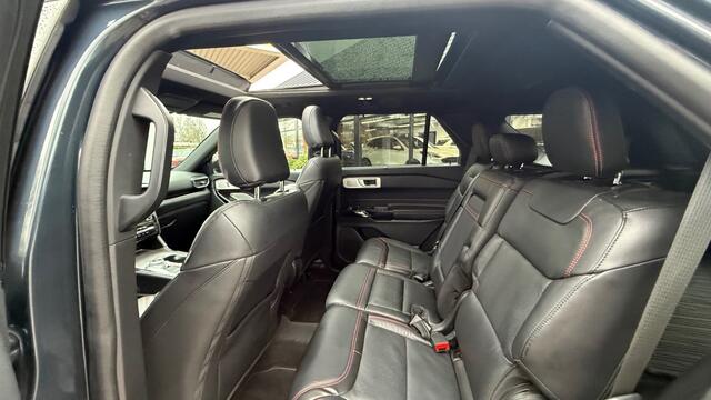 Ford EXPLORER 3.0 V6 EB PHEV ST-LINE / TREKHAAK / Unieke kleur: FLIGHT BLUE