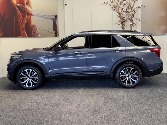 Ford EXPLORER 3.0 V6 ECOBOOST PHEV ST-LINE 7 PERSOONS NAVIGATIE ADAPTIVE CRUISE CONTROL PANORAMA SCHUIF/KANTELDAK APPLE CARPLAY/ANDROID RIJSTROOKSENSOREN DODEHOEKSENSOREN 360 CAMERA AFN. TREKHAAK ZEER MOOI !! 3010