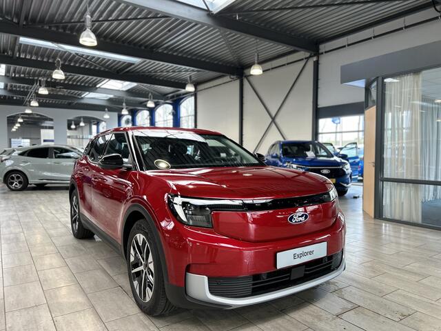 Ford EXPLORER Extended Range RWD 286 pk 77 kWh | Elek. Trekhaak | El. verst. AGR stoelen | Warmtepomp | Adaptieve cruise | Stoel- stuur verwarm. | HUD | Elek. Klep |