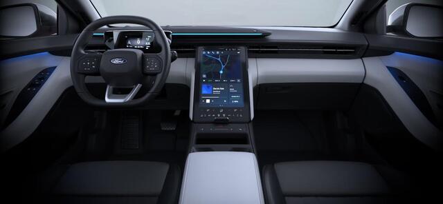 Ford EXPLORER Premium Extended Range RWD 77 kWh 286pk | Panoramadak | Driver Assistance pack | 21 inch lichtmetalen velgen |