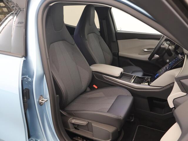 Ford EXPLORER Extended Range RWD 77 kWh | Head Up | 360 Camera | Cruise Control Adaptief | Elektrische Kofferklep |
