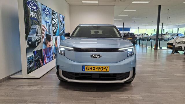 Ford EXPLORER Extended Range RWD 77 kWh | Metaallak | Driver Assistance Pack | Elektrisch wegklapbare trekhaak |