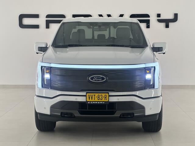 Ford F-150 LIGHTNING Lariat