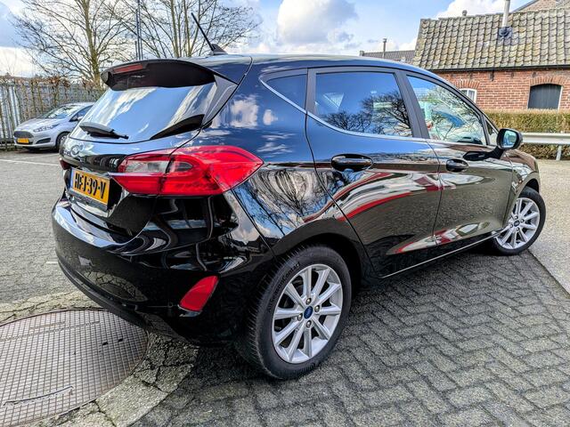 Ford FIESTA 1.0 EcoBoost Titanium,Navigatie,1 jaar garantie