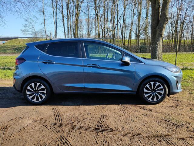 Ford FIESTA 1.0 EB Hybrid 125PK Titanium X | ADAP. CRUISE | WINTERPACK | CARPLAY NAVI | CLIMA |