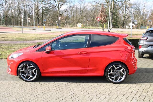 Ford FIESTA 1.0 EcoBoost 125 PK ST-Line NAVI ACHTERSPOILER ST-VELGEN