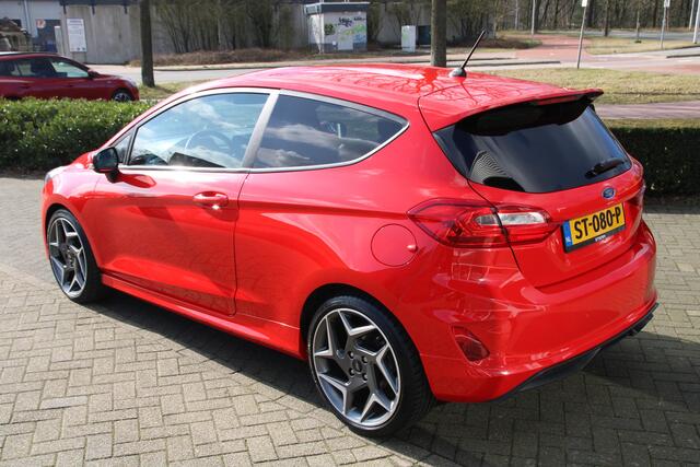 Ford FIESTA 1.0 EcoBoost 125 PK ST-Line NAVI ACHTERSPOILER ST-VELGEN