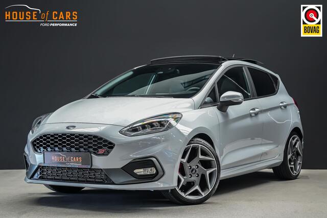 Ford FIESTA ST-3 1.5 200pk PERFORMANCE PACK |panoramdak|B&O|parkeercamera en sensoren|cruise control|winterpack|DAB|18"|