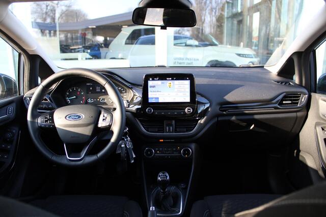 Ford FIESTA 1.0 EcoBoost Hybrid Titanium