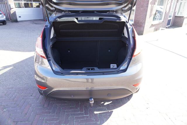 Ford FIESTA 1.0 Style Ultimate TREKHAAK CRUISE NAVI
