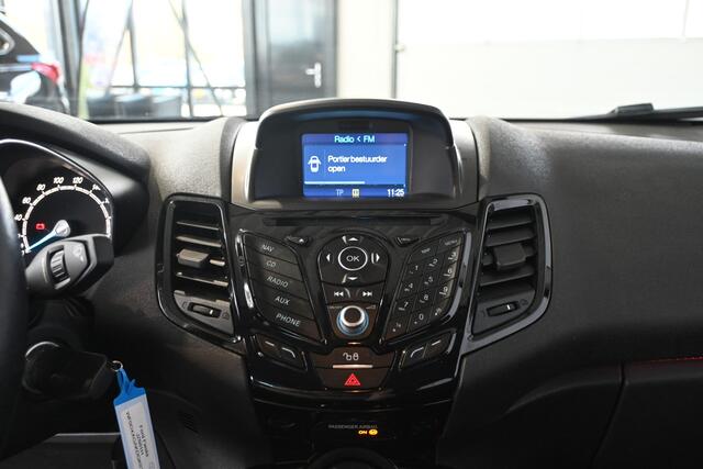 Ford FIESTA 1.0 EcoBoost ST-LINE Clima Navigatie LED Goed Onderhouden! Inruil Mogelijk!