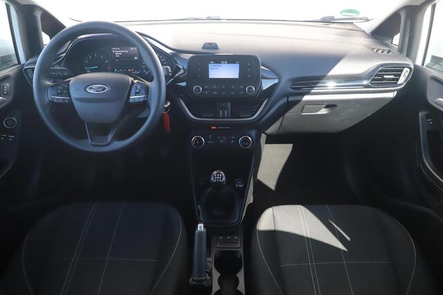 Ford FIESTA 1.1 Trend Radio Bluetooth Airco Cruise Control Rijstrooksensor
