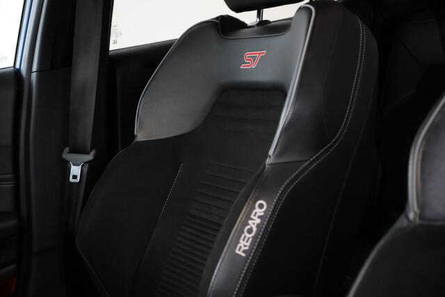 Ford FIESTA 1.5 EcoBoost ST-3 200Pk Kanon! Recaro