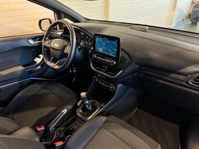 Ford FIESTA 1.0 EcoBoost ST-Line 101pk Liefhebbersauto Pano BenO Eibach 18''