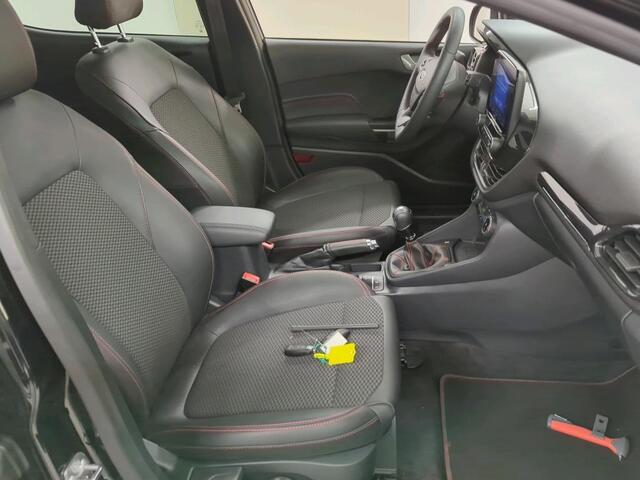 Ford FIESTA 125pk EcoBoost Hybrid ST-Line X Panoramadak Adap Cruise Camera Winter Parking Dodehoek pack